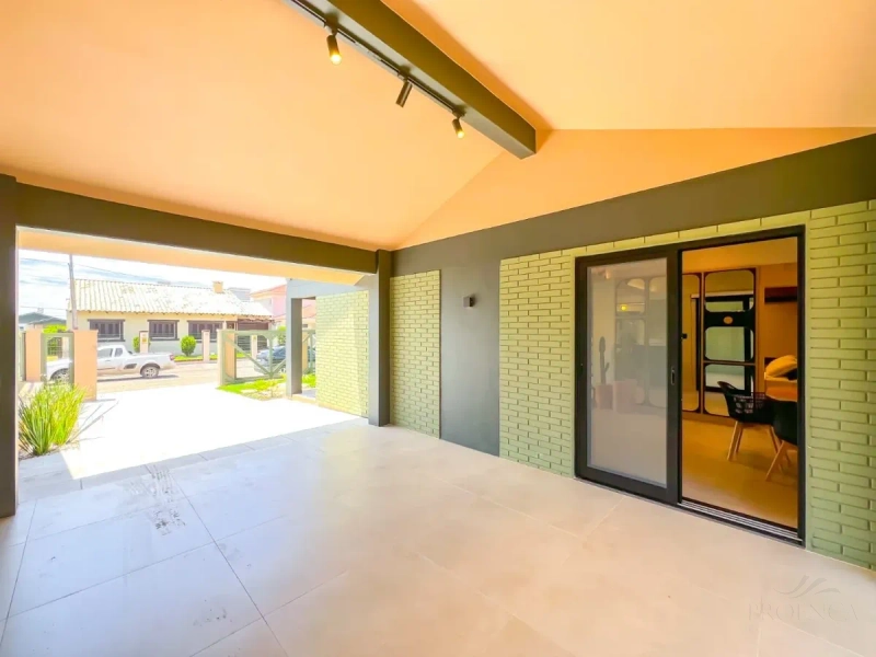 Casa à venda com 243m² 4 dormitórios 2 suítes 3 vagas  Centro Xangrilá: 3ª foto da galeria de imagens do imóvel