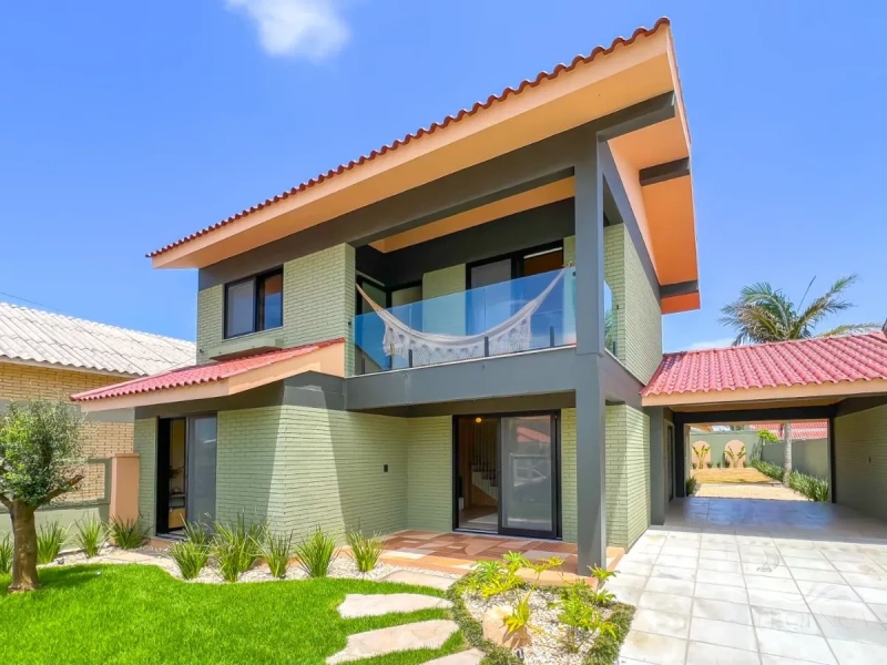 Casa à venda com 243m² 4 dormitórios 2 suítes 3 vagas Centro Xangrilá