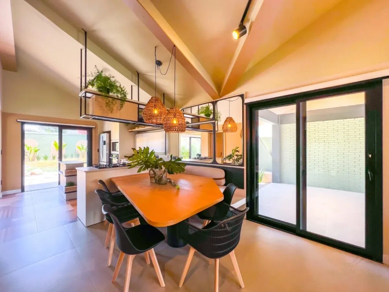 Casa à venda com 243m² 4 dormitórios 2 suítes 3 vagas  Centro Xangrilá: 10ª foto da galeria de imagens do imóvel