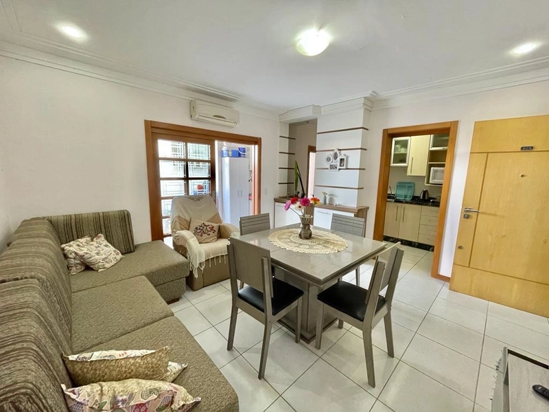 Apartamento com 02 dormitórios no centro de Capão da Canoa.: 4ª foto da galeria de imagens do imóvel