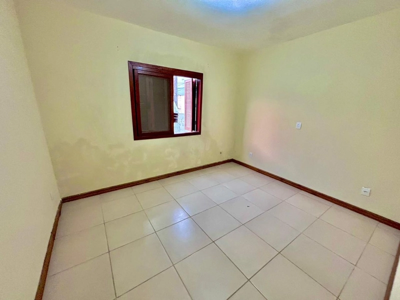Casa bem localizada na Av. Principal! - Nova Guarani - Capão da canoa: 11ª foto da galeria de imagens do imóvel