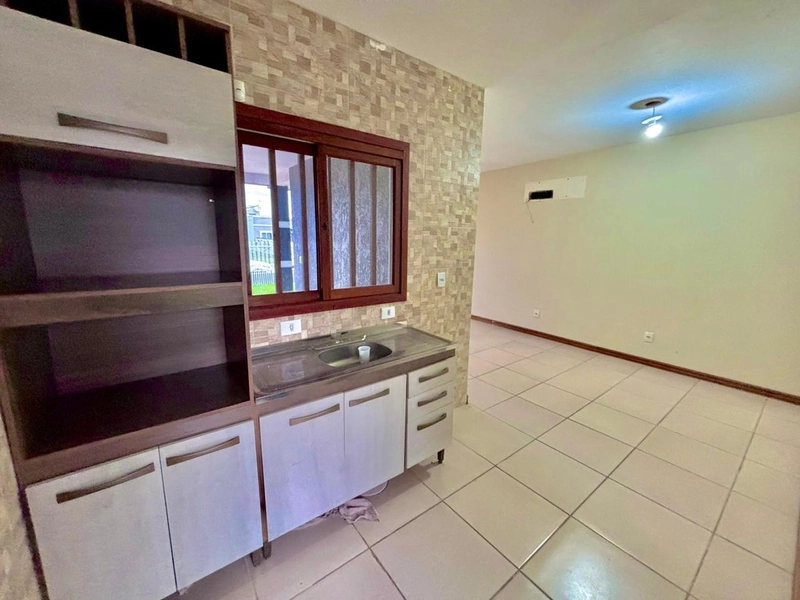 Casa bem localizada na Av. Principal! - Nova Guarani - Capão da canoa: 17ª foto da galeria de imagens do imóvel
