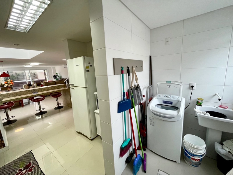 Casa em condomínio fechado a beira mar no centro de Atlântida: 15ª foto da galeria de imagens do imóvel