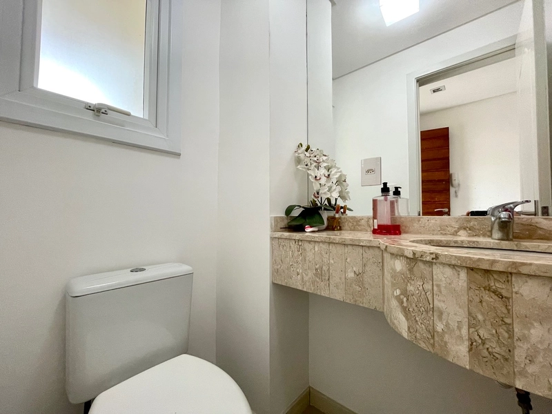 Casa em condomínio fechado a beira mar no centro de Atlântida: 5ª foto da galeria de imagens do imóvel
