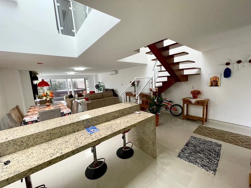 Casa em condomínio fechado a beira mar no centro de Atlântida: 12ª foto da galeria de imagens do imóvel