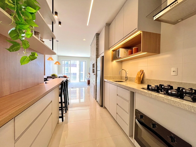 Apartamento 02 dormitórios de frente com sacada em Capão da Canoa!: 7ª foto da galeria de imagens do imóvel