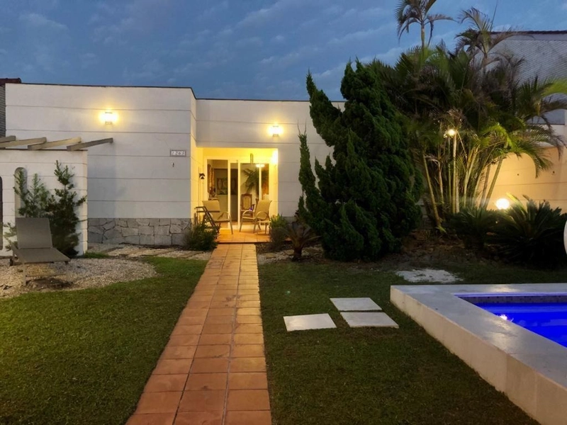 Casa com piscina na região do Caburé em Atlântida!: 6ª foto da galeria de imagens do imóvel