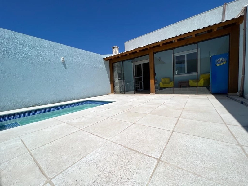 Casa 02 dormitórios com piscina aquecida.: 11ª foto da galeria de imagens do imóvel