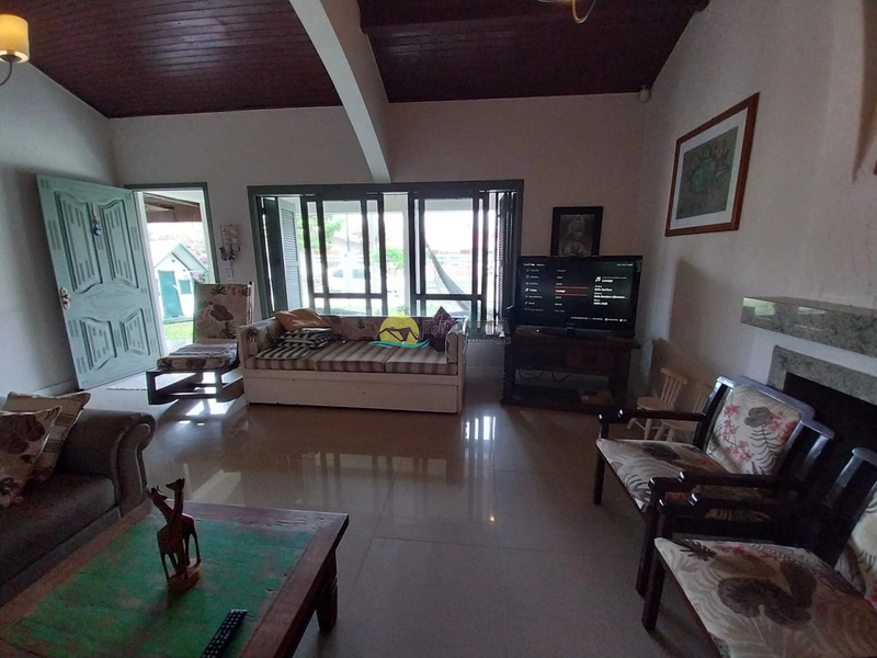 CASA A 100 METROS DO MAR!!: 2ª foto da galeria de imagens do imóvel