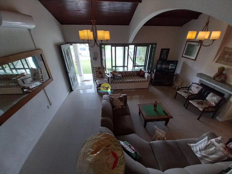 CASA A 100 METROS DO MAR!!: 18ª foto da galeria de imagens do imóvel