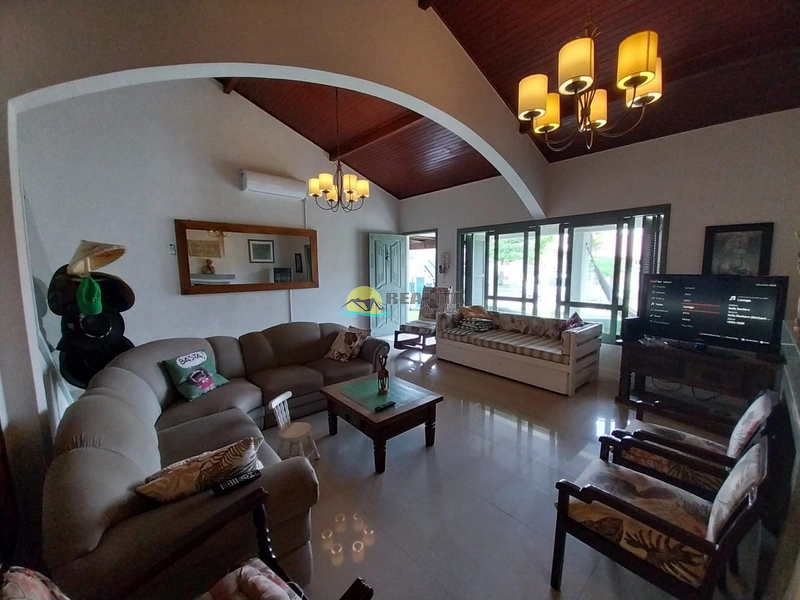 CASA A 100 METROS DO MAR!!: 25ª foto da galeria de imagens do imóvel