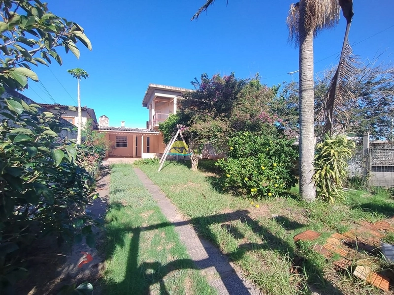 Casa na praia de Capão Novo sentido serra: 2ª foto da galeria de imagens do imóvel