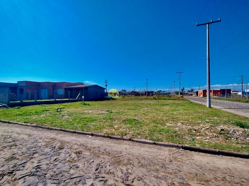 Terreno de Esquina, Plano: 1ª foto da galeria de imagens do imóvel