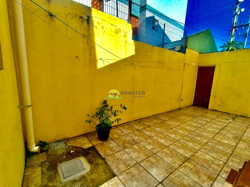 SOBRADO DE FRENTE A AVENIDA!!: 8ª foto da galeria de imagens do imóvel