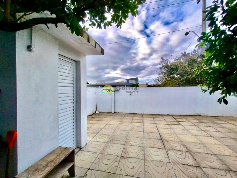 CASA AMPLA DE ESQUINA!!: 38ª foto da galeria de imagens do imóvel