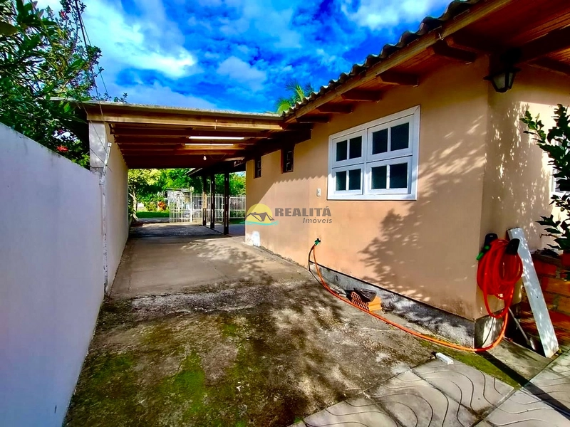 CASA AMPLA DE ESQUINA!!: 12ª foto da galeria de imagens do imóvel
