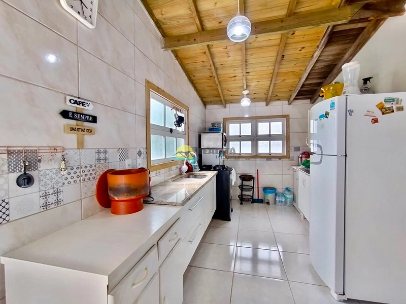 CASA AMPLA DE ESQUINA!!: 23ª foto da galeria de imagens do imóvel