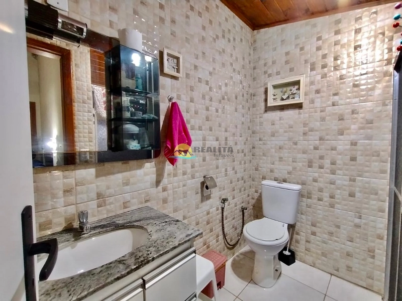 CASA AMPLA DE ESQUINA!!: 33ª foto da galeria de imagens do imóvel