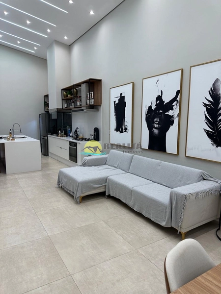 Casa nova totalmente automatizada , a poucos metros do mar!!: 6ª foto da galeria de imagens do imóvel