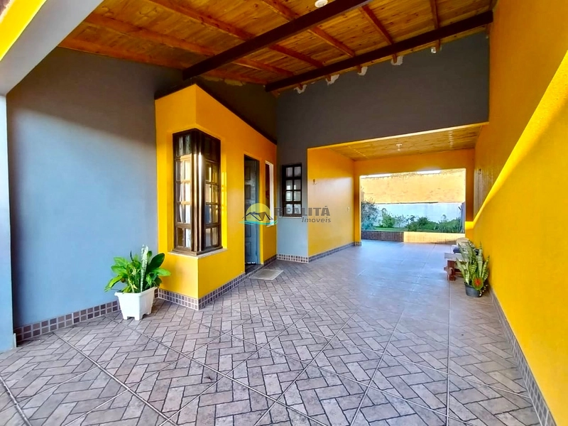 AMPLA CASA A VENDA EM CAPÃO NOVO!!: 2ª foto da galeria de imagens do imóvel