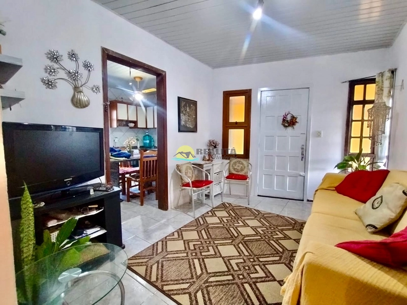 AMPLA CASA A VENDA EM CAPÃO NOVO!!: 8ª foto da galeria de imagens do imóvel