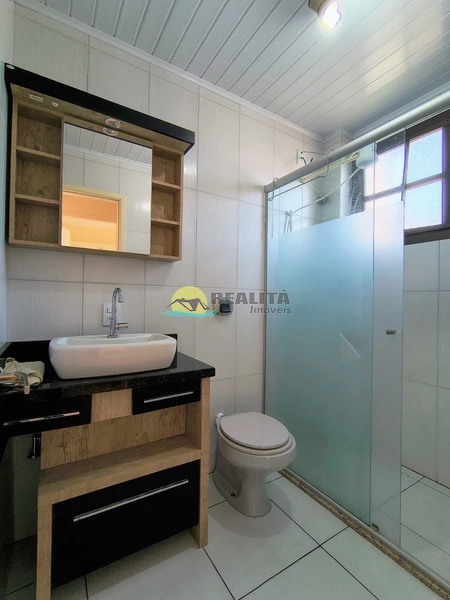 APARTAMENTO COM SACADA DE FRENTE À 250 METROS DO MAR!!: 7ª foto da galeria de imagens do imóvel