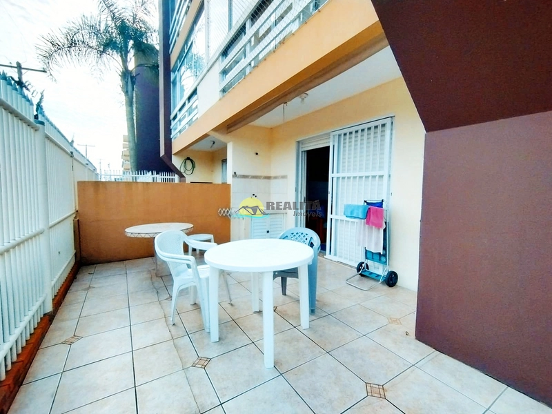 APARTAMENTO COM TERRAÇO A POUCOS METROS DO MAR!!: 2ª foto da galeria de imagens do imóvel