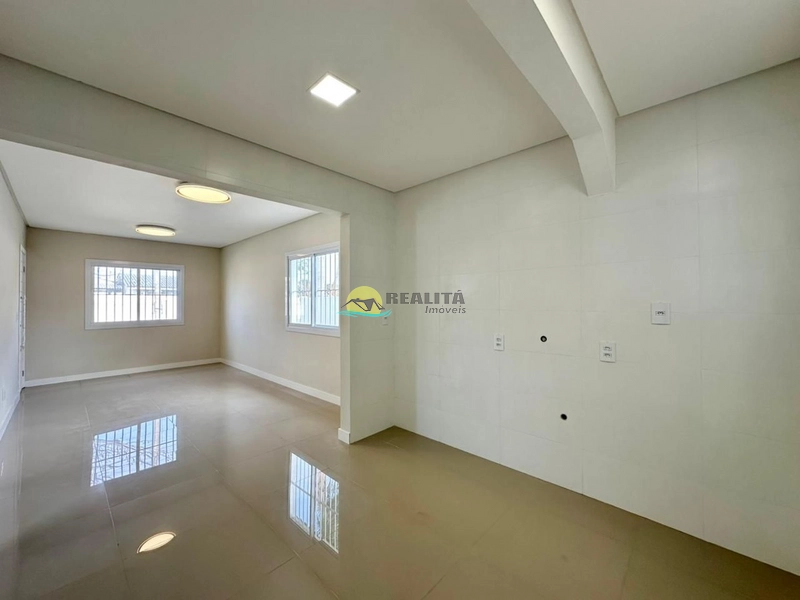 CASA DO LADO DA ESCOLA EM CAPÃO NOVO!!!!: 5ª foto da galeria de imagens do imóvel