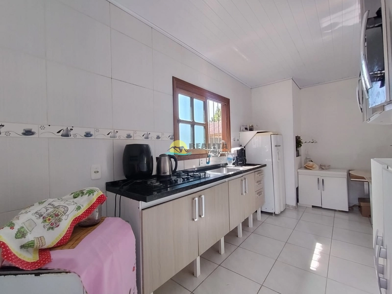 Casa em capão novo village, loteamento aberto e infraestrutura: 3ª foto da galeria de imagens do imóvel