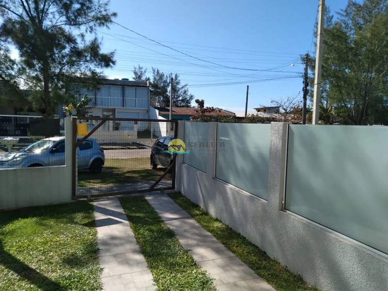 CASA A POUCOS METROS DO MAR NO BAIRRO ARCO ÍRIS!!: 10ª foto da galeria de imagens do imóvel