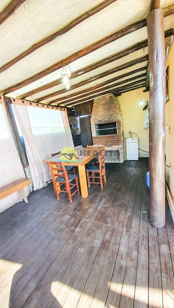 Casa térrea, apenas 150m do mar, com piscina!!: 6ª foto da galeria de imagens do imóvel