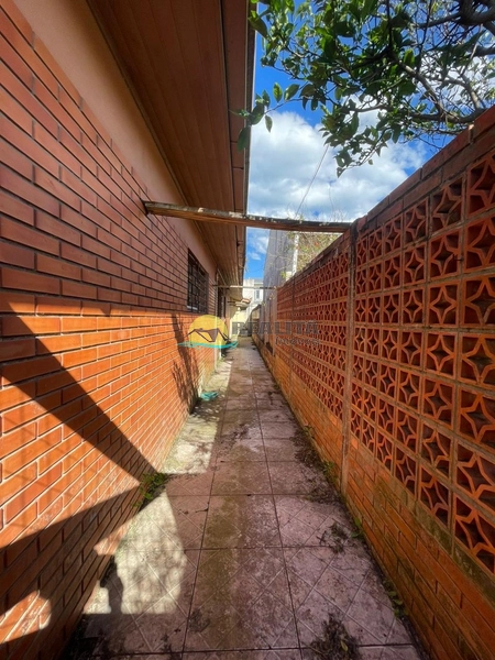 Exelente casa de aquisição para reforma!: 10ª foto da galeria de imagens do imóvel