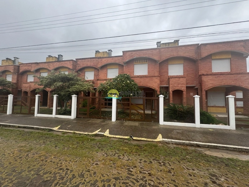 Sobrado de Alto Padrão, a menos de 100m do mar!!: 15ª foto da galeria de imagens do imóvel