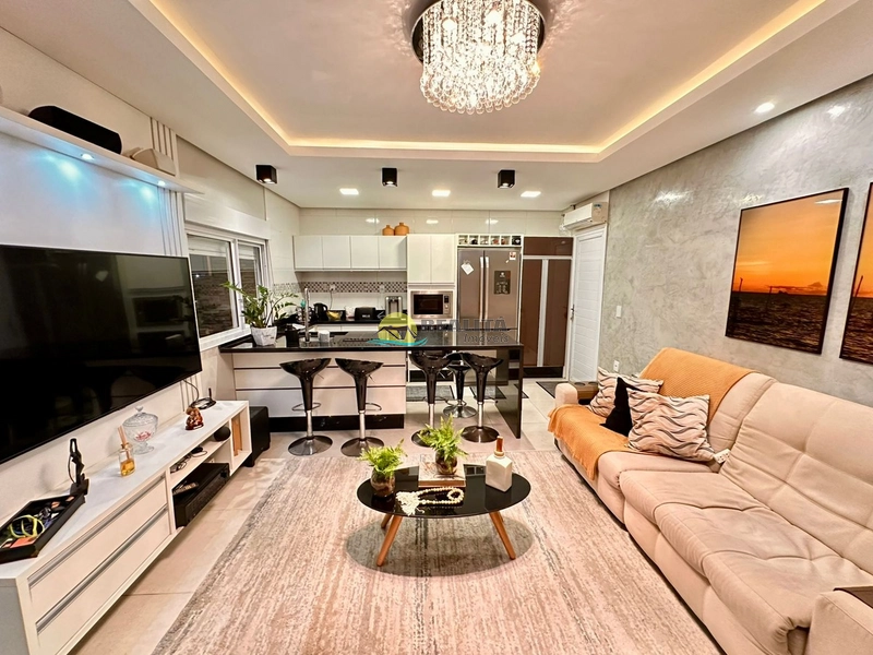 Excelente Casa de 2 dormitórios, Frente Leste!!: 1ª foto da galeria de imagens do imóvel