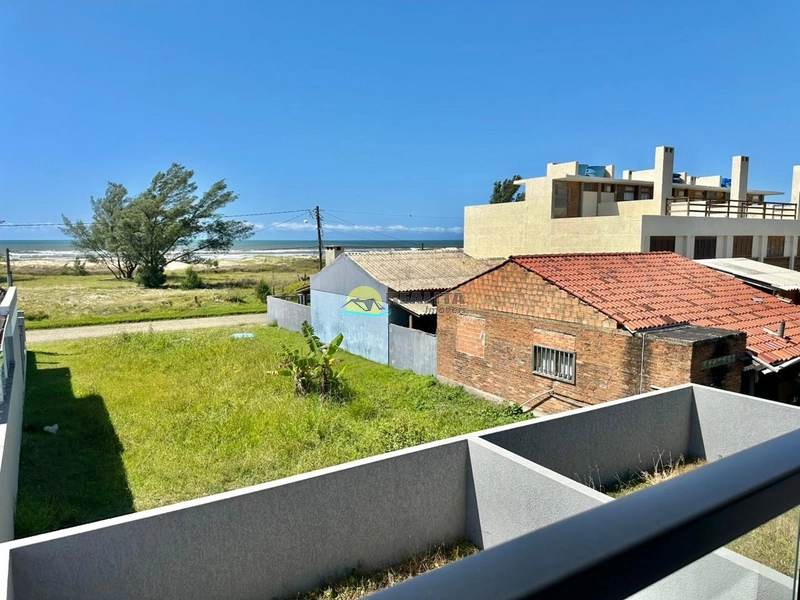 Excelente Sobrado de 4 dormitorios a 50m do mar!!: 15ª foto da galeria de imagens do imóvel