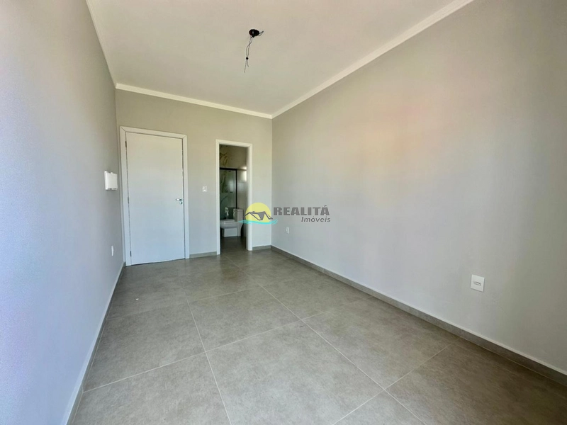 Excelente Sobrado de 4 dormitorios a 50m do mar!!: 13ª foto da galeria de imagens do imóvel