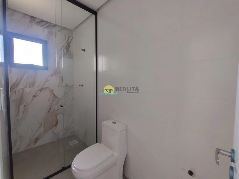 Excelente Sobrado de 4 dormitorios a 50m do mar!!: 5ª foto da galeria de imagens do imóvel