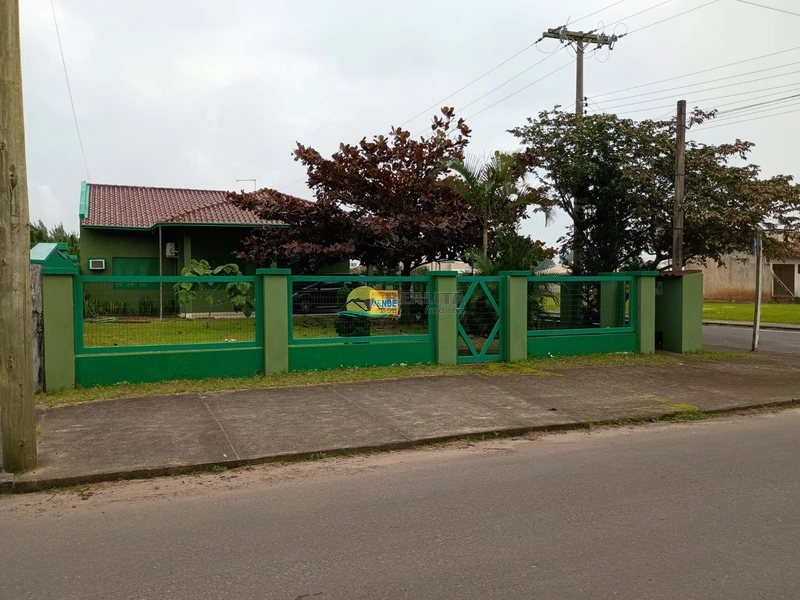 Excelente Casa de Esquina, A 400m do Mar!: 2ª foto da galeria de imagens do imóvel