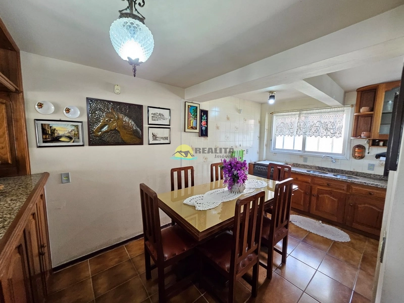 Excelente Sobrado em Capão Novo!!: 3ª foto da galeria de imagens do imóvel