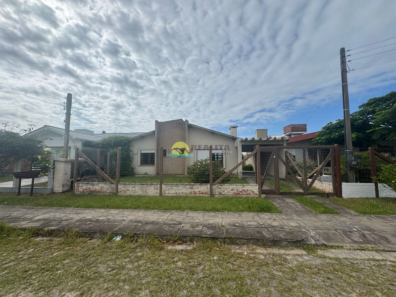 Casas à venda em Capão da Canoa, Capão Novo Posto 4!!: 1ª foto da galeria de imagens do imóvel