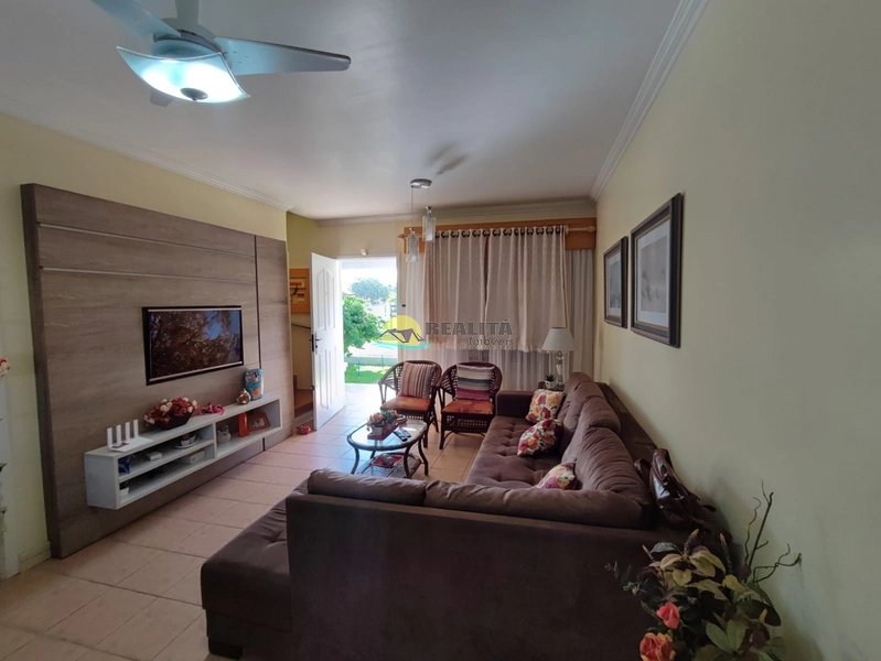 Excelente Sobrado situado em Capão Novo, a 50m do mar!!: 3ª foto da galeria de imagens do imóvel