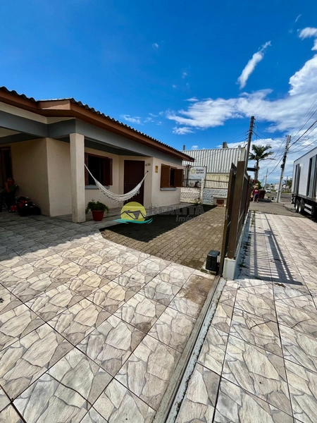 Excelente Casa Situado em Capão Novo!!: 2ª foto da galeria de imagens do imóvel