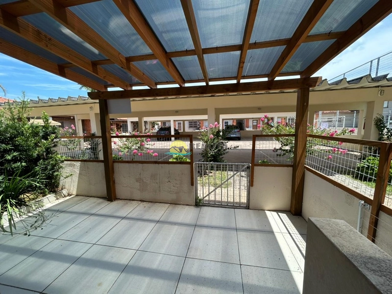 Excelente Sobrado situado em Capão Novo: 12ª foto da galeria de imagens do imóvel