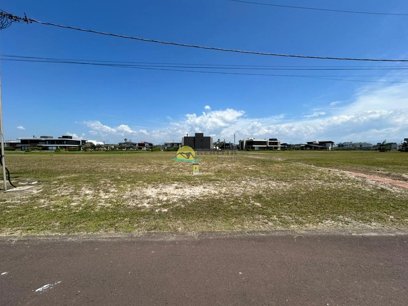 Excelente Terreno Situado em um condominio Fechado!!!: 1ª foto da galeria de imagens do imóvel