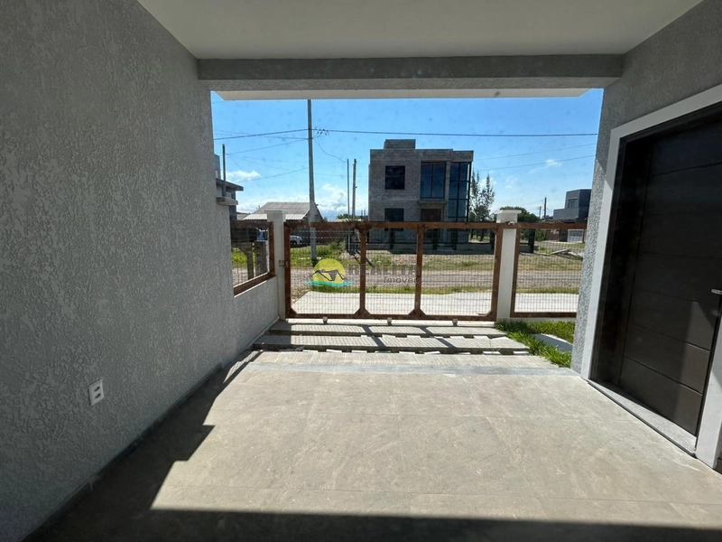 Excelente Casa de Esquina situado em Capão Novo!!: 3ª foto da galeria de imagens do imóvel