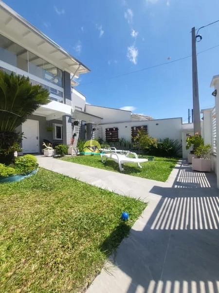 ÓTIMA CASA FRENTE LESTE, EM CAPÃO NOVO!!!: 3ª foto da galeria de imagens do imóvel