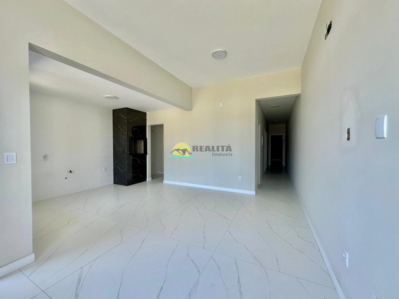 Casa nova a poucos passos do mar em Capão Novo: 5ª foto da galeria de imagens do imóvel