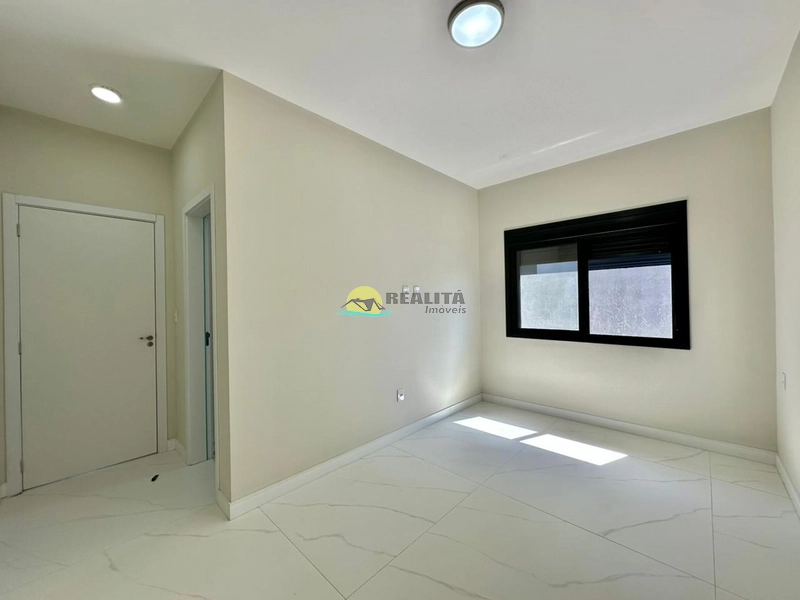 Casa nova a poucos passos do mar em Capão Novo: 11ª foto da galeria de imagens do imóvel