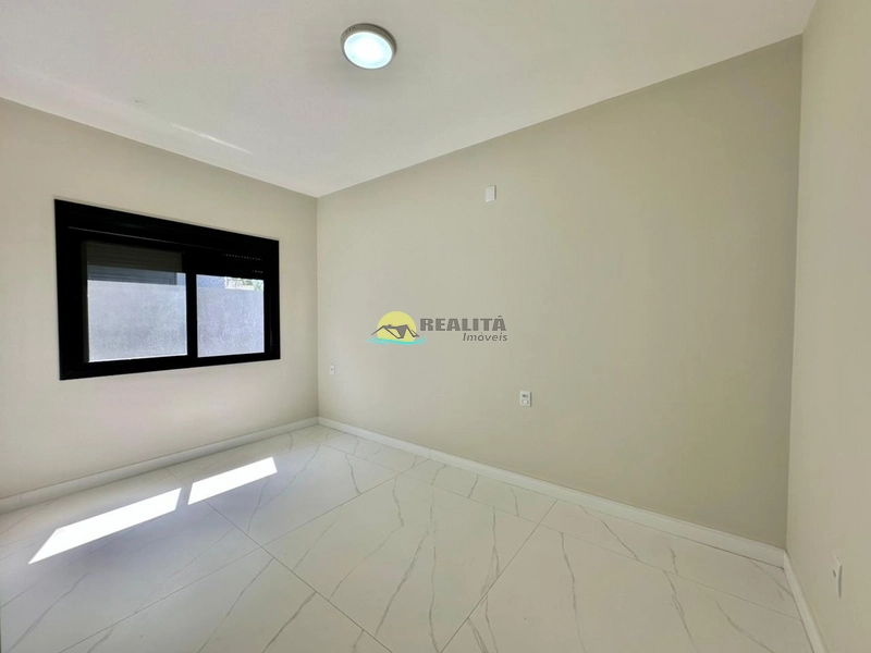 Casa nova a poucos passos do mar em Capão Novo: 9ª foto da galeria de imagens do imóvel