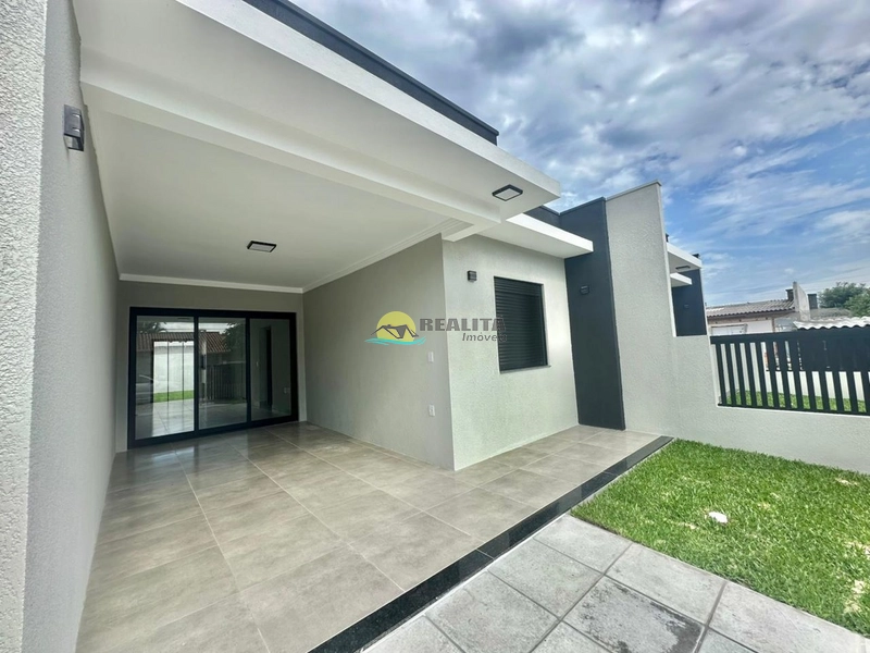 Casa nova em Capão Novo: 2ª foto da galeria de imagens do imóvel